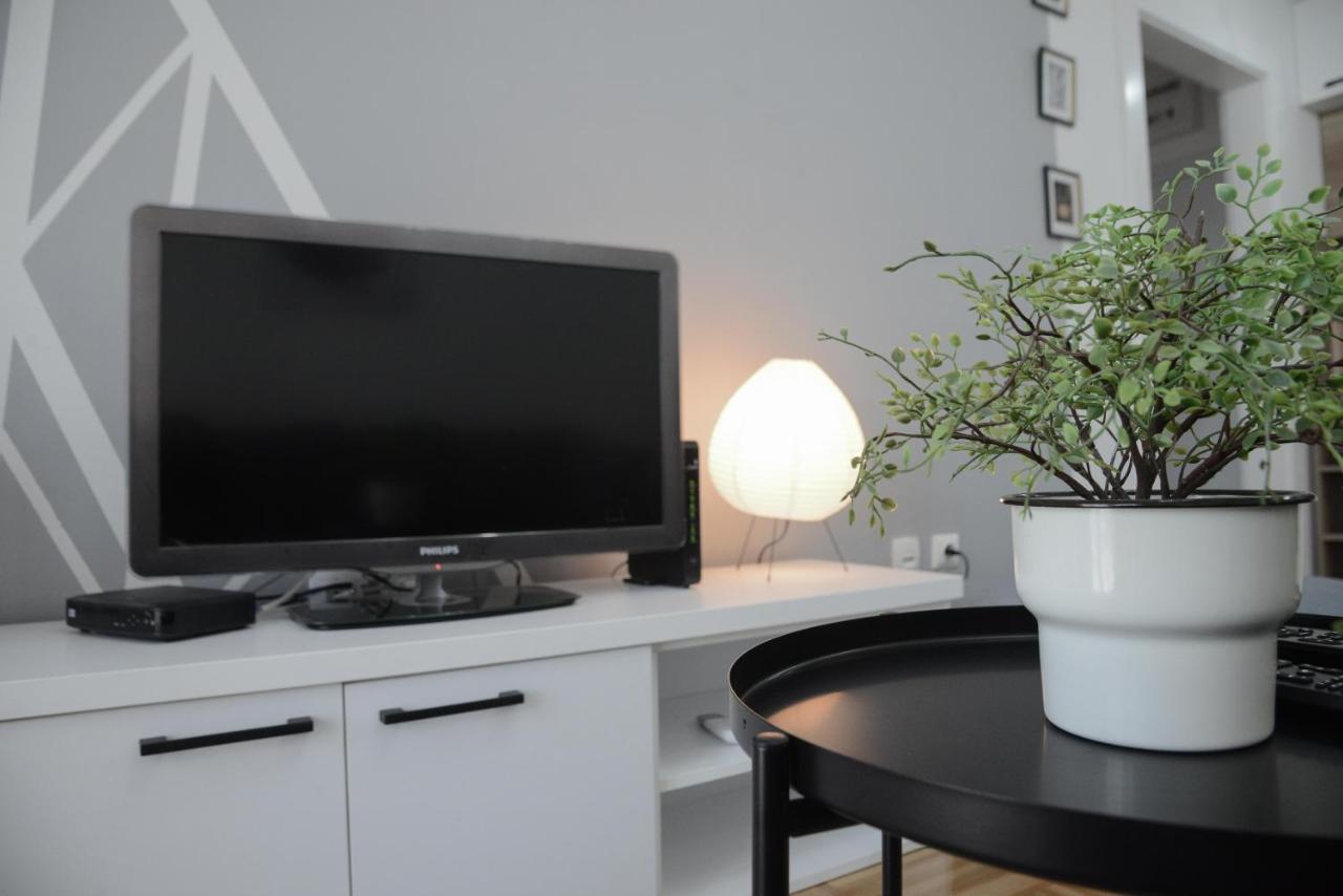 Apartment Dobraya Grey โนวีซาด ภายนอก รูปภาพ