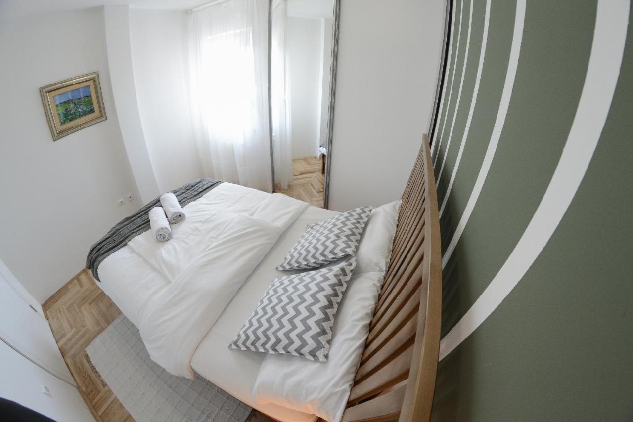Apartment Dobraya Grey โนวีซาด ภายนอก รูปภาพ