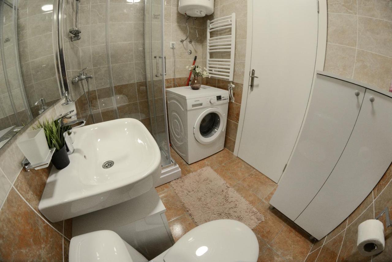 Apartment Dobraya Grey โนวีซาด ภายนอก รูปภาพ